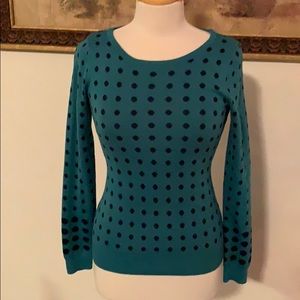 The Limited Crewneck sweater